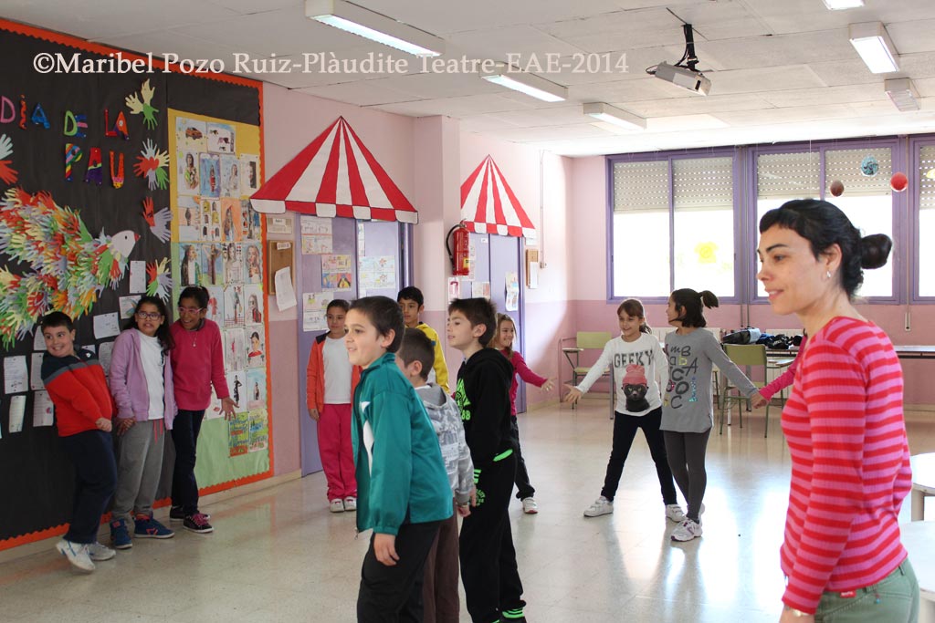 Projecte Tandem LH Plàudite Teatre-EAE i l'escola Milagros Consarnau de L'Hospitalet de Llobregat Barcelona